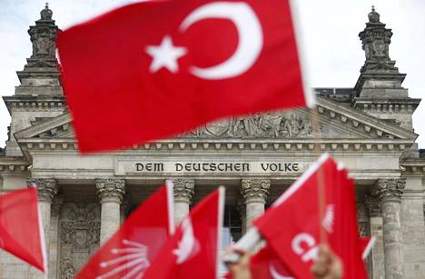 Turkkilaisten protesti Berliinissä keskiviikkona.