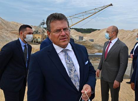 Заместитель председателя комиссии ЕС Марош Шефчович на украинском титановом руднике в июле прошлого года. Фото: Женя Савилов / Комиссия ЕС