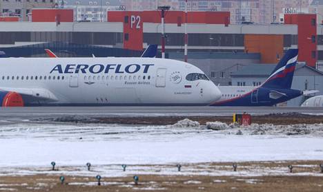 Liikenne Šeremetjevon lentokentällä Moskovassa on vähentynyt, kun lentoliikenne Venäjän ja useiden länsivaltioiden välillä on lakannut Ukrainan sodan vuoksi asetettujen pakotteiden vuoksi.