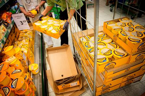 Elokuussa 2014 Suomen ruokakauppoihin ilmestyi Valion Oltermannia venäjän­kielisillä etiketeillä, kun juustoja ei pakotteiden vuoksi voinut myydä Venäjälle.