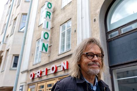 Ollessaan vielä Elävän kuvan keskuksen hallituksen ELKE:n jäsen Timo Malmi oli mukana pelastamassa helsinkiläistä elokuvateatteri Orionia nykyiseen käyttöönsä.