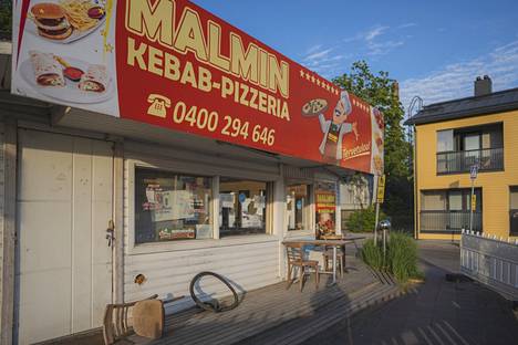 Azizi has also come up with a drive-in option for the new restaurant on Malminkatu.