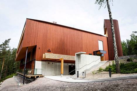 Suomen luontokeskus Haltia avattiin vuonna 2013.