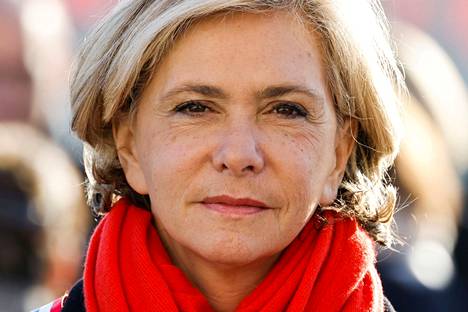 Keskustaoikeisto valitsi lauantaina presidenttiehdokkaakseen maltillisen Valérie Pécressen.