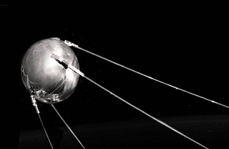 Sputnik en. Спутник Серафим. Спутник 1957 Gyu. Спутник 1957 PNG. Спутник-1 ООН.