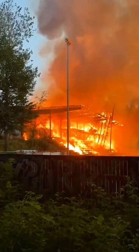 Gnistan's home stadium Mustapekka-arena caught fire the night before last Saturday.