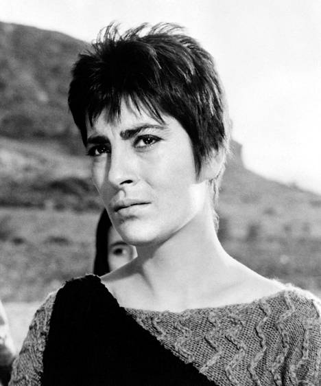 Irene Papas vuonna 1961 Michael Cacoyannisin (Michális Kakogiánnis) elokuvassa Electra, jossa Papas esitti nimiroolia.