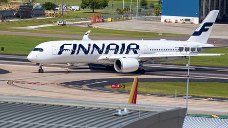 Finnairin Airbus A350 Tampan kansainvälisellä lentoasemalla Floridassa 31.5.2022. Kyseessä oli Finnairin ensimmäinen säännöllinen lento Frankfurtin ja Tampan välillä.