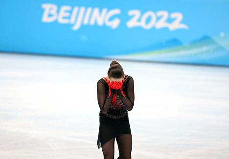 Kamila Valijeva oli pettynyt epäonnistuttuaan pahoin Pekingin olympialaisissa.
