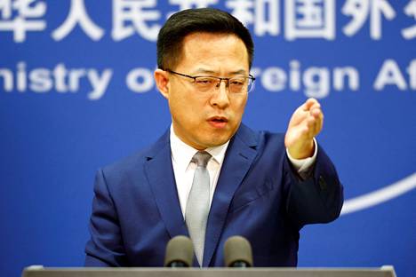 Kiinan ulkoministeriön tiedottaja Zhao Lijian päivittäisessä tiedotustilaisuudessa, jossa kerrotaan Kiinan kantoja maailman tapahtumiin.