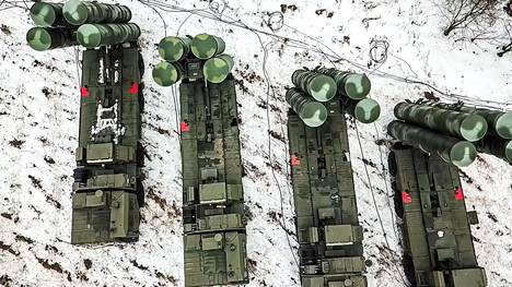 Venäjän S-400-ilmatorjuntaohjuksia Venäjän ja Valko-Venäjän joukkojen harjoituksissa 9. helmikuuta.