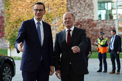 Puolan pääministeri Mateusz Morawiecki ja Saksan liittokansleri Olaf Scholz tapasivat marraskuun alussa Berliinissä.