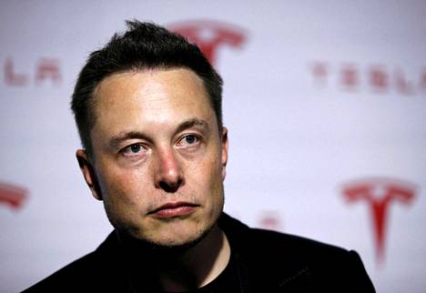 Teslan toimitusjohtaja Elon Musk haluaa vähentää Teslan henkilöstöä.