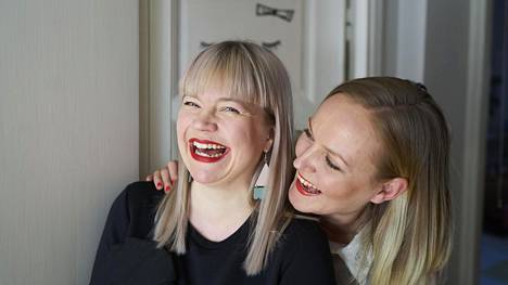 Tiina Arponen ja Anna Pekkanen tutustuivat, kun he olivat samassa työpaikassa.