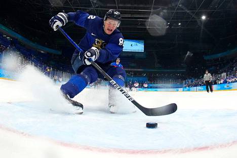 Leijonat kohtaa olympiafinaalissa Venäjän joukkueen, jonka maalivahti on  syntynyt Suomessa - Urheilu 