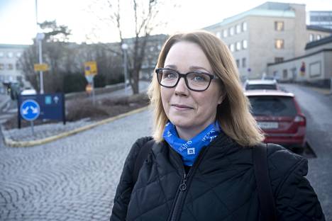 Superin ammattiosaston hallitukseen kuuluva lähihoitaja Sarianna Suominen arvelee, että lakosta huolimatta hänen työvuoronsa saattavat suojelutyön vuoksi jatkua.