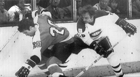 Guy Lafleur (oik.) oli Montréal Canadiensin johtava pelaaja 1970-luvulla.
