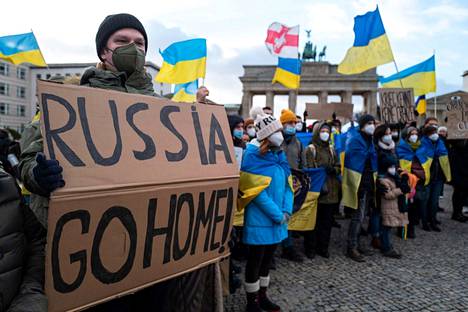 Berliinissä järjestettiin Ukrainalle tukea osoittanut mielenosoitus 30. tammikuuta. 
