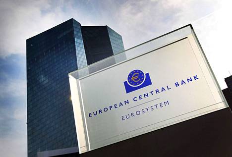 Euroopan keskuspankki aikoo jatkaa rahapolitiikan merkittävää kiristämistä torstaina.