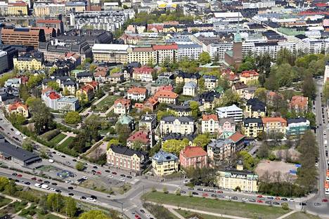 Helsingin turvallisuustutkimuksessa selvitettiin kaupunkilaisten kokemuksia oman asuin­alueen turvallisuudesta.