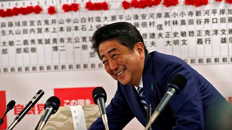 Japanin pääministeri Shinzō Abe saavutti huomattavan voiton itse julistamissaan vaaleissa.