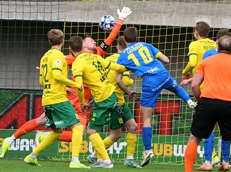 One of Joakim Latonen's goals came from a header.