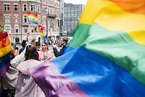 Pridea juhlittiin poikkeusoloissa 12. syyskuuta 2020. Senaatintorilta lähteneen Pride-rekan kyytiin pääsivät sosiaalisen median arvonnassa voittaneet.
