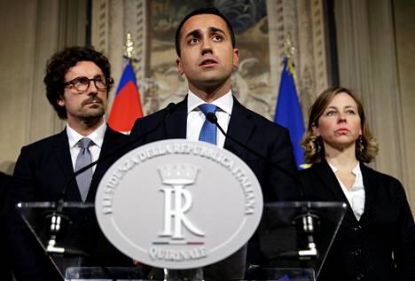 Viiden tähden liikkeen johtaja Luigi Di Maio piti tiedotustilaisuuden keskusteltuaan lauantaina Italian presidentti Sergio Mattarellan kanssa tämän virka-asunnossa Quirinal-palatsissa Roomassa.