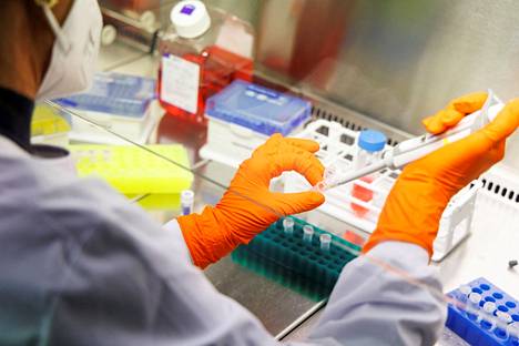 Kuva laboratoriosta Münchenissä, jossa kehitetään rokotetta apinarokkoa vastaan. Samassa laboratoriossa on kehitetty rokote isorokolle.