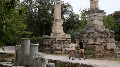 Arkeologia | Ateenasta löytyi yli 2 000 vuotta vanha kirousruukku, jolla toivottiin pahaa 55 ihmiselle – Taustalla saattoi olla oikeusjuttu
