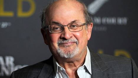 Kirjailija Salman Rushdie New Yorkissa vuonna 2017.