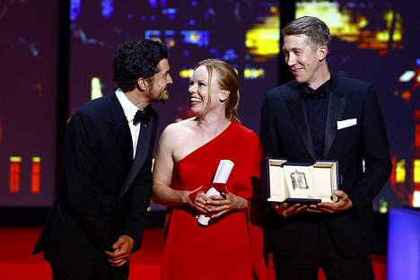 Alma Pöysti and Jussi Vatanen received the Prix du jury in Cannes on Saturday evening. 