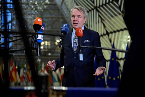 Ulkoministeri Pekka Haavisto (vihr) osallistui EU:n ulkoministerikokoukseen maanantaina.
