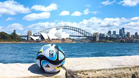 Australia järjestää yhdessä Uuden-Seelannin kanssa jalkapallon naisten MM-kisat kesällä 2023. Kisojen pelipallo esiteltiin tammikuussa.