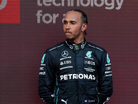 Lewis Hamilton joutui vetämään sanansa takaisin.