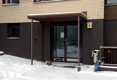 Henkirikos tapahtui Myyrmäessä sijaitsevan asuintalon sisäpihalla. 