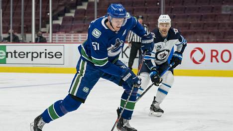 Jääkiekko | Vancouverin NHL-joukkueen koronatartunnat leviävät, peräti 14 pelaajaa joutunut karanteenilistalle