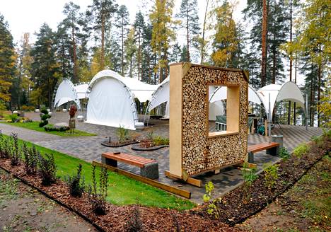 Varakas venäläinen liikemies aloitti uuden luvun suomalaisen jugendlinnan  historiassa - Kotimaa 