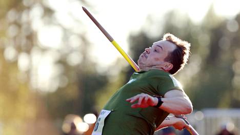 Yleisurheilu | Jami Kinnunen heitti keihästä yli 80 metriä ja ylitti rajapyykin ensimmäisenä maailmassa kolmannessa polvessa