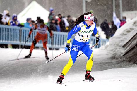 Ankkuri Krista Pärmäkoski nosti Ikaalisten Urheilijat pronssille naisten 3x5 km:n viestissä Rovaniemen SM-hiihdoissa 2. huhtikuuta.