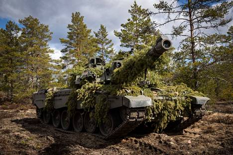 Challenger 2 -taistelupanssarivaunu Arrow 22 -sotaharjoituksessa Suomen Niinisalossa.