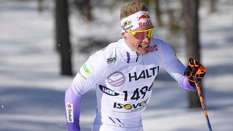 Iivo Niskanen jäi neljän miehen norjalaisrintaman taakse Ylläs–Levi-hiihdossa – 70 kilometriä taittui tasatyönnöllä kolmessa tunnissa: ”Ei ollut mitään mahdollisuuksia pysyä voittokamppailussa”