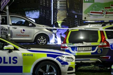 Ammuskelu tapahtui pizzerian parkkipaikalla Göteborgissa sunnuntai-iltana.
