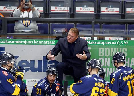 Lukko on pelannut tällä kaudella vahvasti Pekka Virran luotsaamana ja myös hänen sairauslomansa aikana.