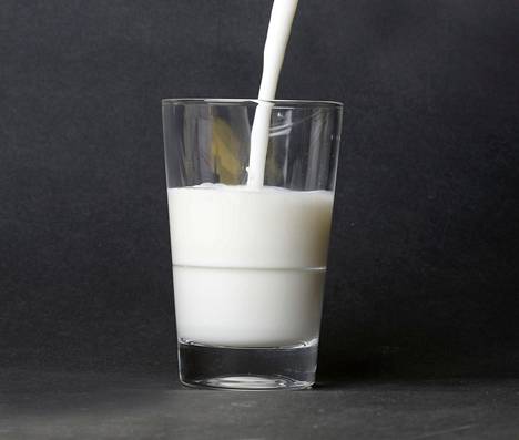 Suomalaisessa ravintosuosituksessa todetaan, että 5–6 desilitraa nestemäisiä maitovalmisteita ja 2–3 juustoviipaletta päivittäin kattaa elimistön kalsiumin tarpeen.