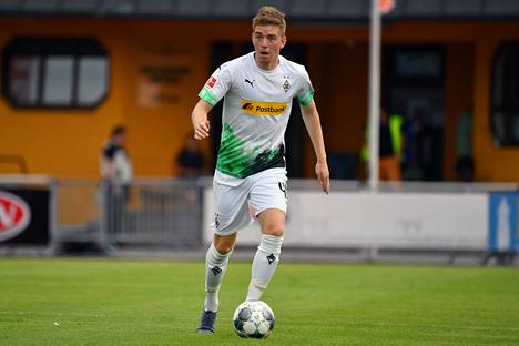 Andreas Poulsen played for Borussia Mönchengladbach in the summer of 2019, for example.