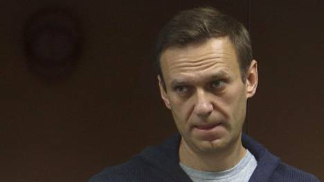 Venäjä | Navalnyi kertoo sairastuneensa mutta jatkavansa syömälakkoaan – Venäläislehden mukaan oppositiopoliitikko on siirretty vankilan sairaalaan