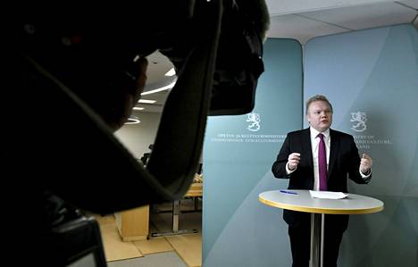 Minister of Science and Culture Antti Kurvinen met with the media in Helsinki on 12 October.