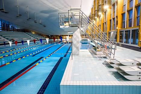 Tikkurilan uimahalli avattiin uusittuna vuonna 2018. Diabeetikoille uinti on terveyden kannalta merkittävä liikuntamuoto.