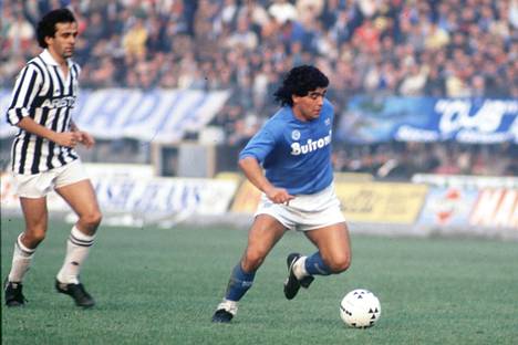 Maradona loisti Napolissa ja Argentiinan maajoukkueessa etenkin 1980-luvulla.